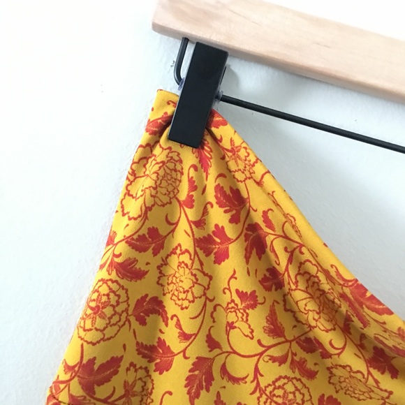 Lularoe Maci Skirt-SILKY Material 🖤SALE🖤 - Picture 2 of 2